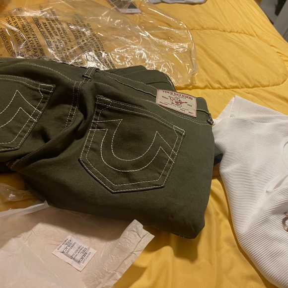 True Religion Pants - Size 28 brand new. Never worn.